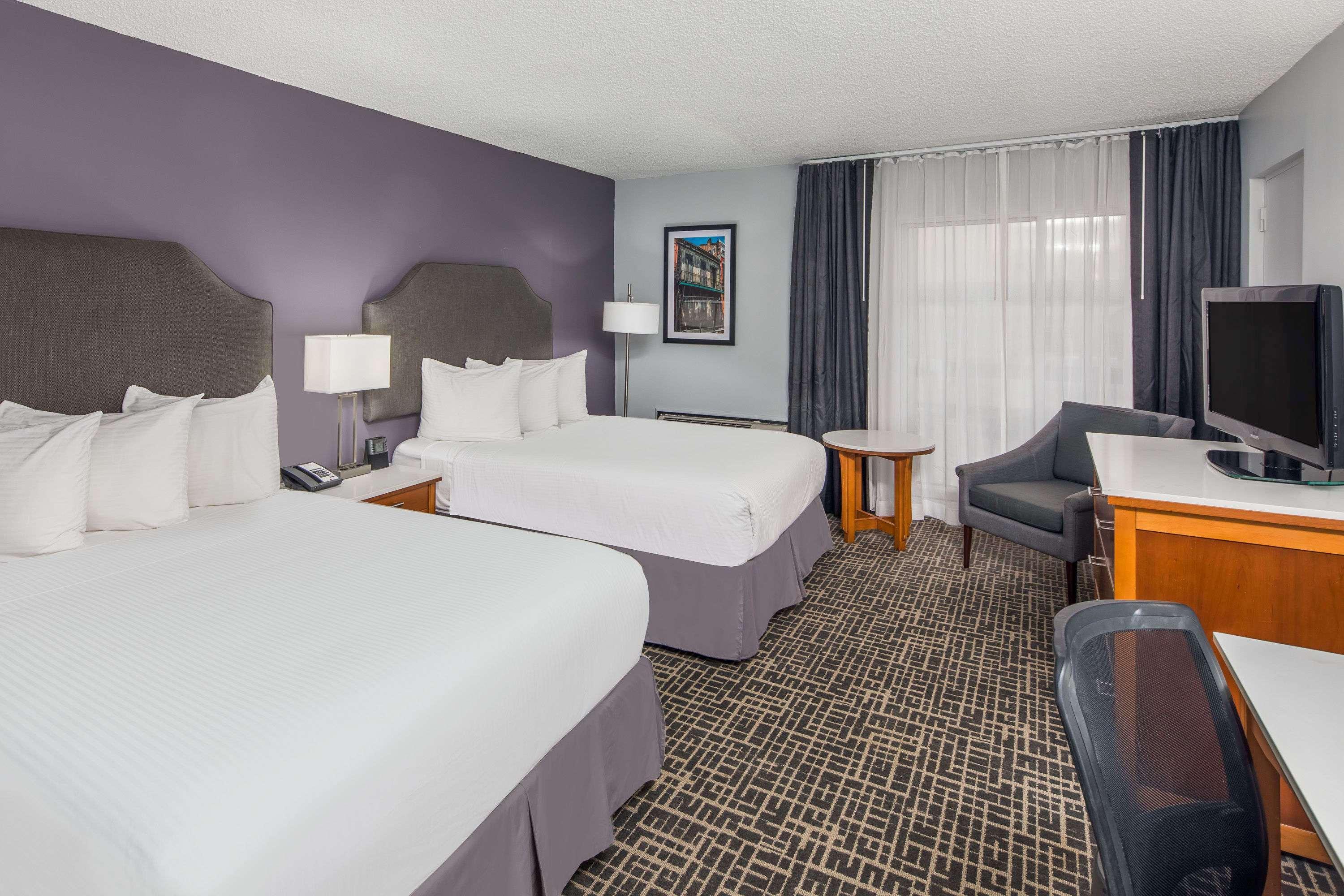 Отель Wyndham Garden New Orleans Airport Метейри Экстерьер фото